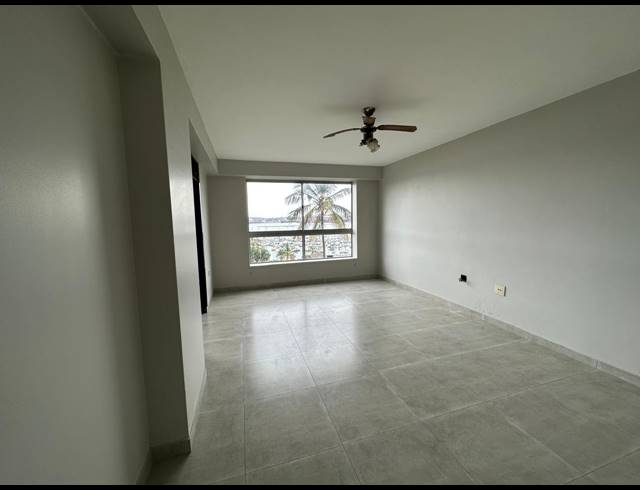 1.5 BEDROOM APARTMENT TO LET IN ESPLANADE